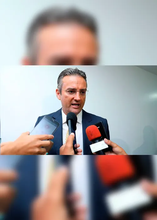 
          Imagem ilustrativa da imagem Bolsonaro nomeia indicado por Ramagem para a Polícia Federal
          