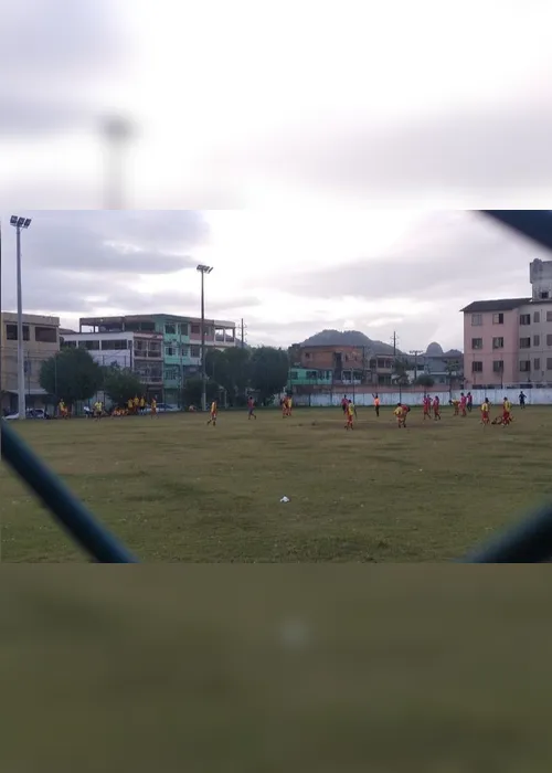 Imagem ilustrativa da imagem Time realiza partida de futebol em Vila Velha em meio à pandemia