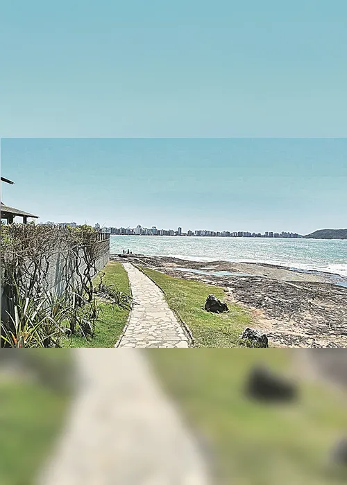 
          Imagem ilustrativa da imagem Despejo de esgoto sem tratamento no mar
          