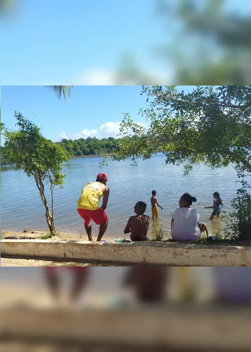 Imagem ilustrativa da imagem VÍDEO | Domingo com praias mais vazias e alerta dos bombeiros