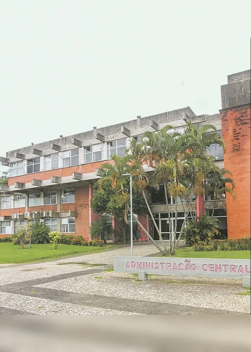 Imagem ilustrativa da imagem Maioria dos alunos da Ufes é contra aulas a distância