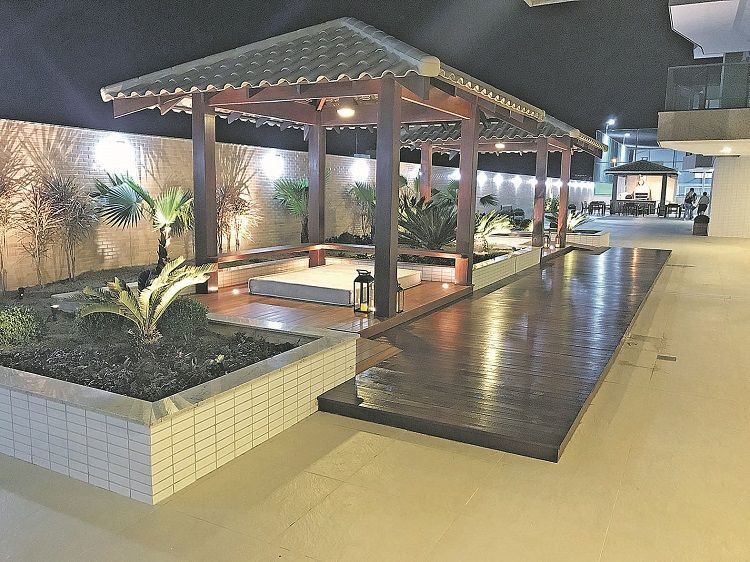 Bangalô com jardim e deque no edifício Mar Dourado, da Galwan, em Itaparica, Vila Velha (Foto: Divulgação)