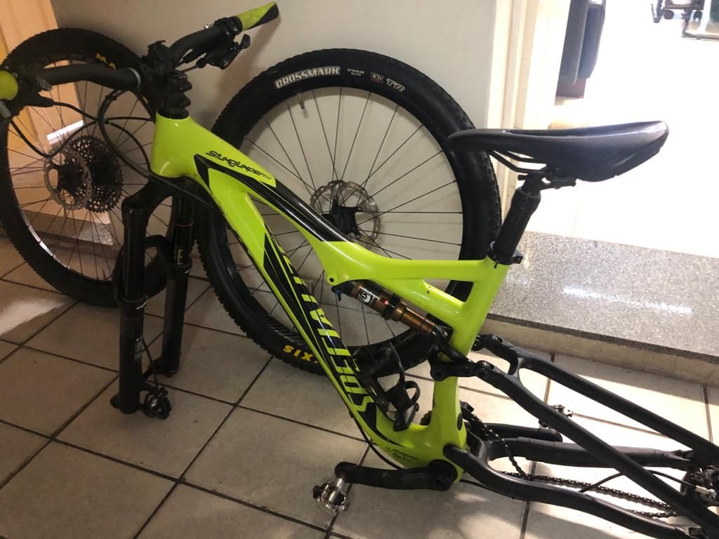 Bicicleta de luxo recuperada (Foto: Divulgação/PC)