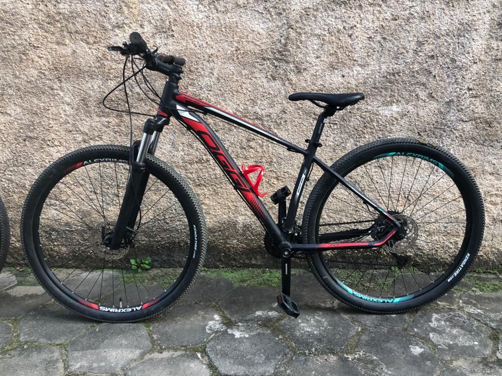 Outra bicicleta que foi recuperada pelos policiais (Foto: Divulgação/PC)