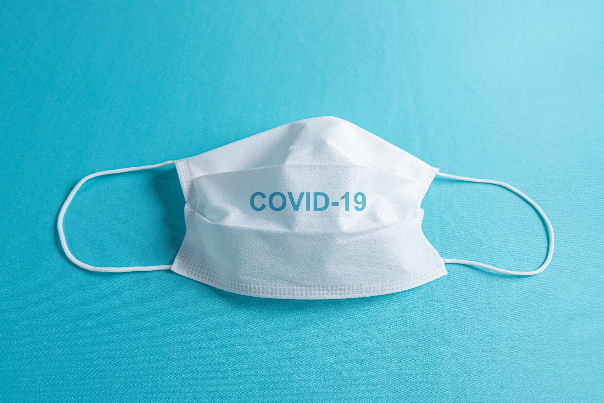 Máscara de proteção usada para conter o avanço da Covid-19 (Foto: Freepik)