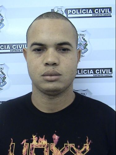 Emerson de Jesus Dias Santos, vulgo Beiço ou Pesado, chefe do tráfico de Resistência (Foto: Divulgação/ PCES)