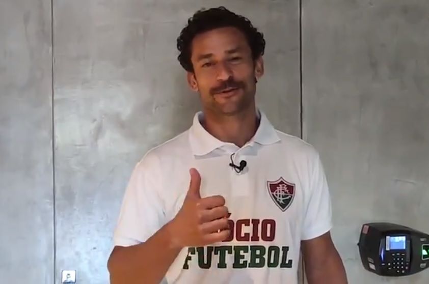 Fred está de volta ao Fluminense (Foto: Reprodução de vídeo)