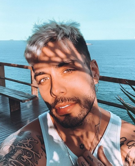 Gui Araujo, apresentador da MTV (Foto: Reprodução/ Instagram @guiaraujo13)