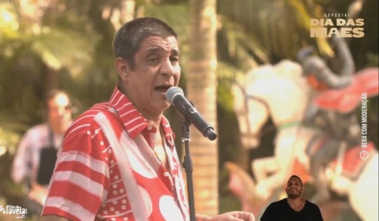 Programada para ter uma hora e 15 minutos, o artista estendeu a apresentação e cantou até as 14h30, chegando a cerca de 20 músicas. (Foto: Reprodução/YouTube)