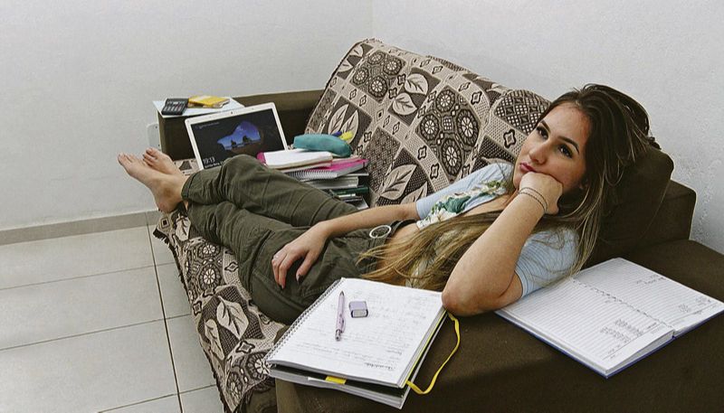 Modelo Nicoly Lima, de 20 anos (Foto: Leone Iglesias / AT)