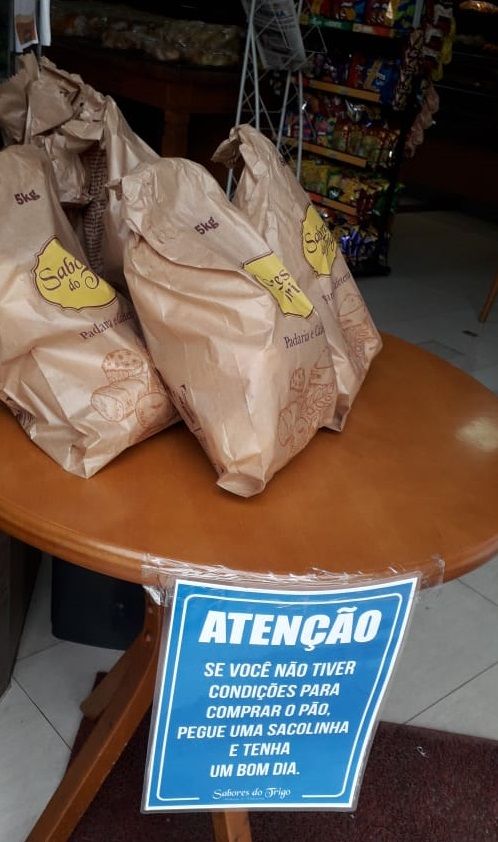 A empresária teve a ideia há 15 dias nas padarias localizadas em Colina de Laranjeiras e José de Anchieta (Foto: Divulgação/Whatsapp)