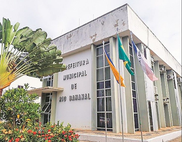 Prefeitura de Rio Bananal: seleção de nível superior para médicos, com salários entre R$ 4.478 e R$ 9.413 (Foto: Divulgação)