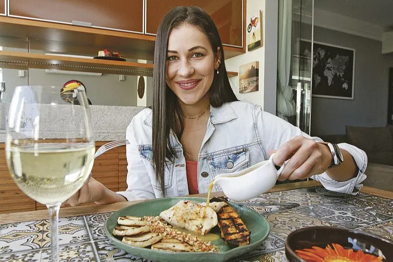 Imagem ilustrativa da imagem Isolamento social faz com que as pessoas se redescubram na cozinha