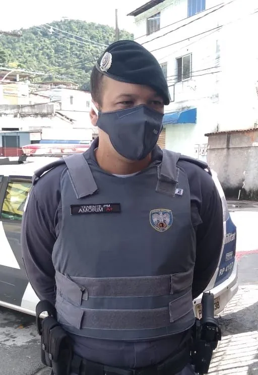 Tenente Guiliano Amorim, comandante de policiamento de unidade (CPU) do 1° Batalhão da Polícia Militar