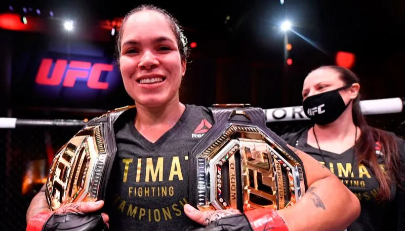 Imagem ilustrativa da imagem "Fiz o UFC parar com o mito da lutadora bonita", afirma Amanda Nunes