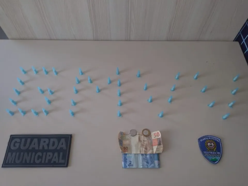 Imagem ilustrativa da imagem Suspeito tenta subornar agentes da Guarda com R$ 20 mil do tráfico