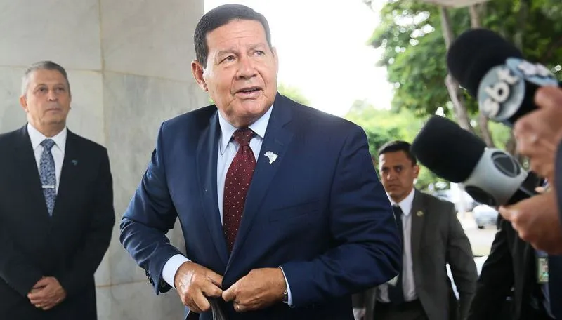 Imagem ilustrativa da imagem "Precisamos apresentar melhores resultados" diz Mourão sobre desmatamento