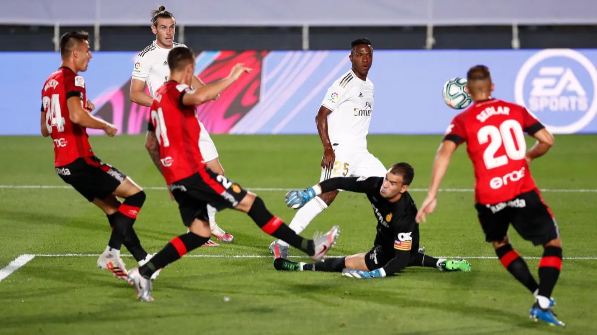 Imagem ilustrativa da imagem Vinicius Jr. refaz teste para covid-19 e não treina no Real Madrid