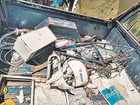 Imagem ilustrativa da imagem Carros abandonados