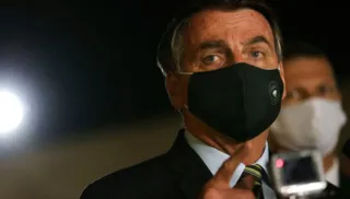 Imagem ilustrativa da imagem Bolsonaro faz o que pregava: toma cloroquina