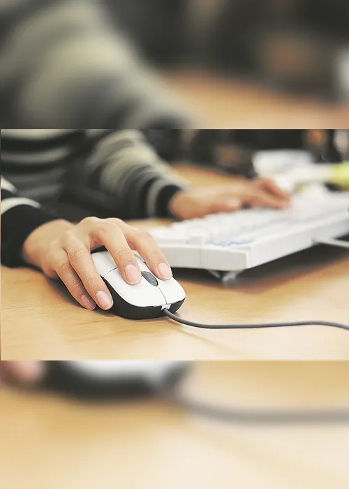 Imagem ilustrativa da imagem Maioria dos alunos da Ufes é contra aulas a distância