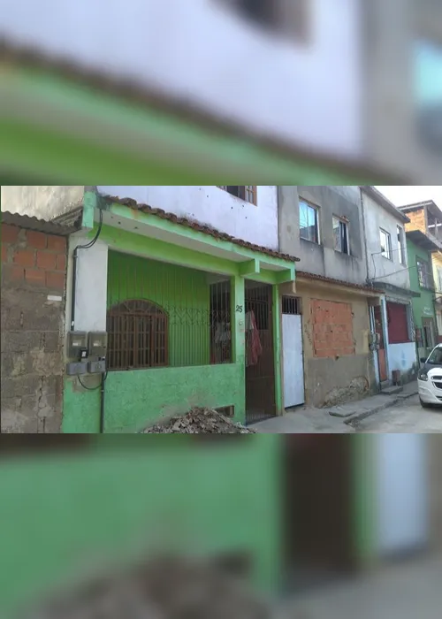 Imagem ilustrativa da imagem Jovem é assassinada e mãe é baleada dentro de casa em Vila Velha