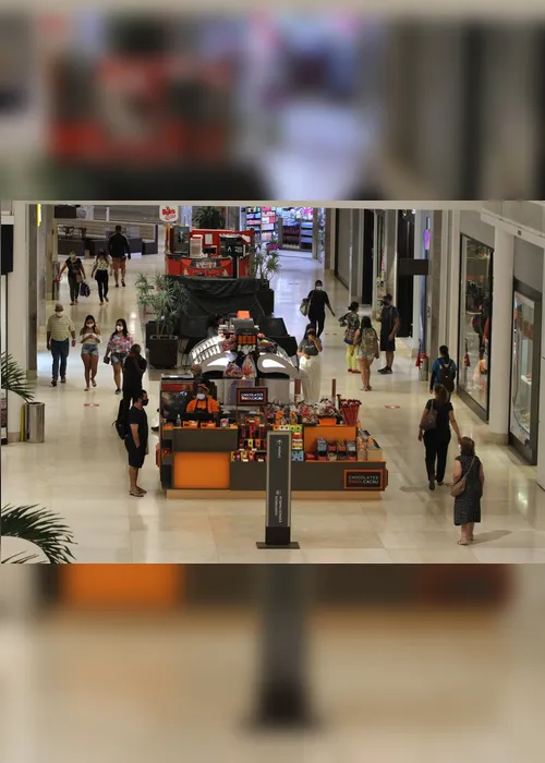 Imagem ilustrativa da imagem Clientes passam apenas 25 minutos em shoppings após liberação de funcionamento