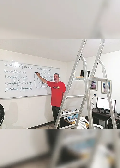 Imagem ilustrativa da imagem De professor a aprendiz aos 73 anos