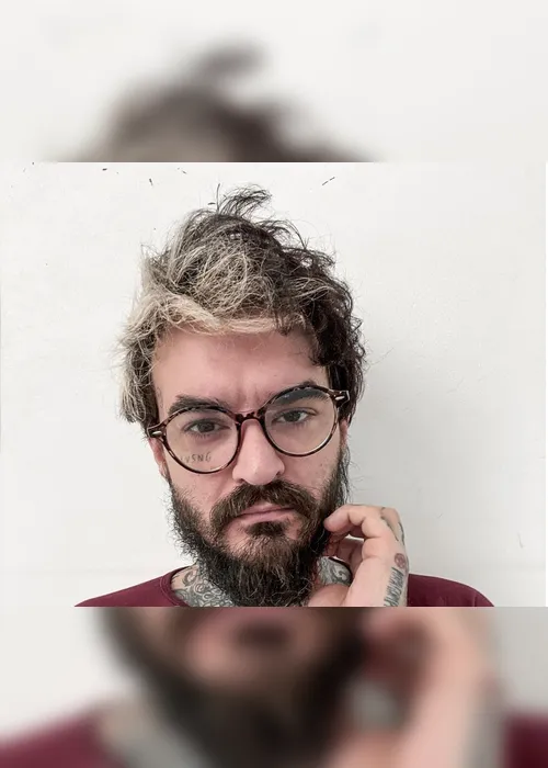 Imagem ilustrativa da imagem PC Siqueira agradece "quem não virou as costas para mim" e diz que canal no YouTube voltará
