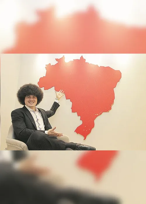 Imagem ilustrativa da imagem Professor vira rei do frango frito