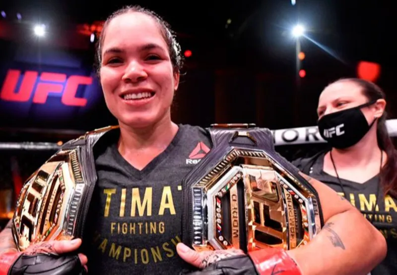 Amanda Nunes garante mais um cinturão no UFC