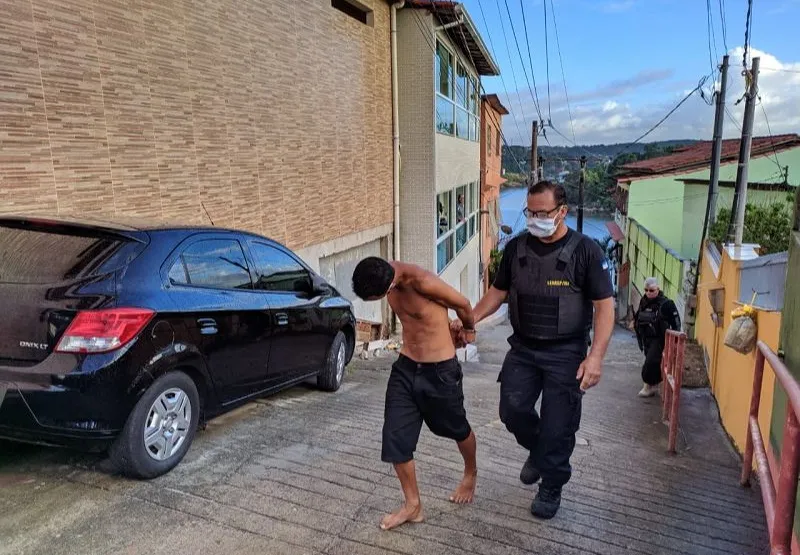 Operação da DHPP prende suspeitos de envolvimento em homicídio em Santo Antônio, Vitória.