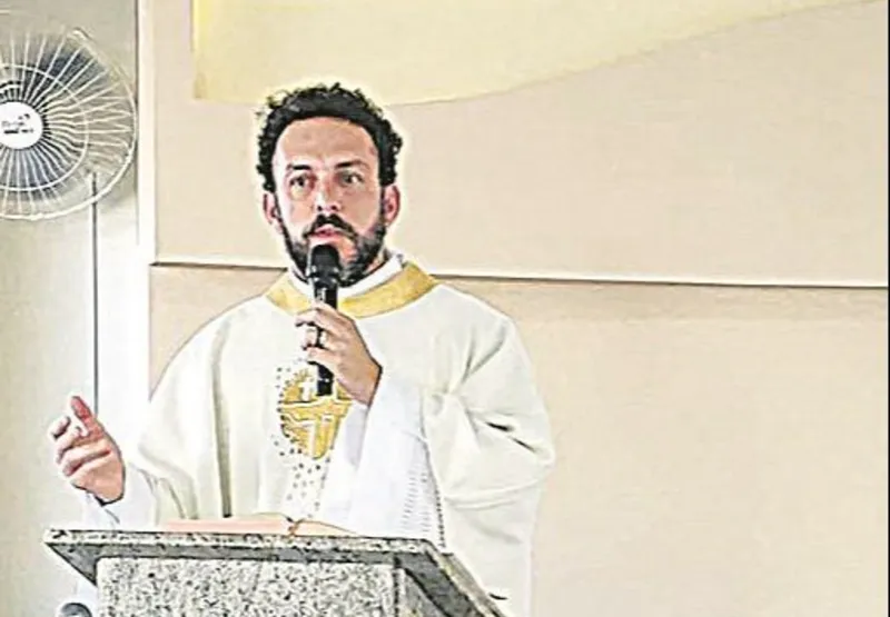 Padre Marcio Ferreira