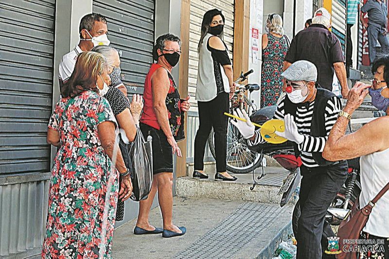 Ação feita pela PMC em filas e aglomerações no município. (Foto: Divulgação/PMC)
