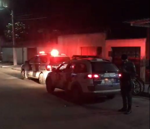 Polícia Militar participou de ação com fiscais de Vila Velha (Foto: Divulgação/ Prefeitura de Vila Velha)