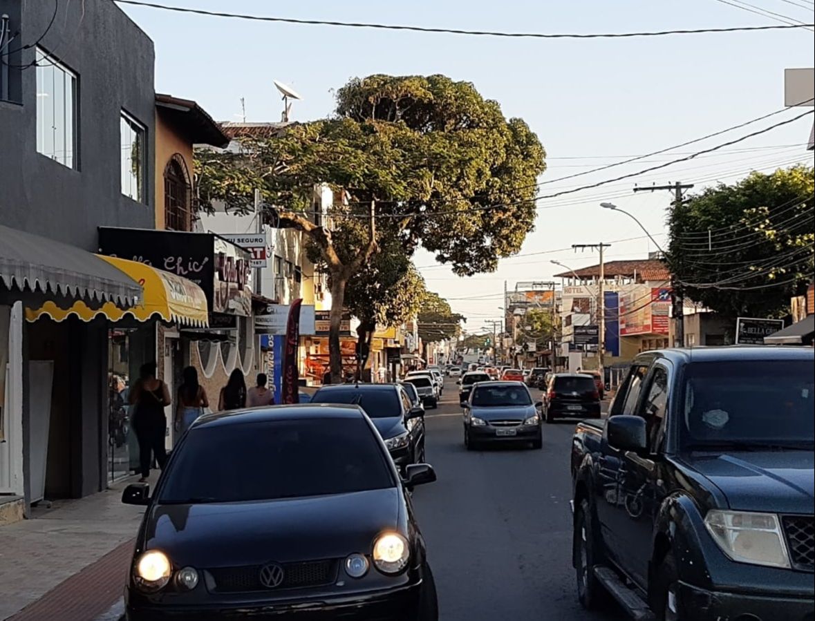 Comércio em Guarapari (Foto: Roberta Bourguignon)