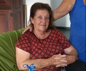 Atagildes Torrezani, de 77 anos, foi encontrada morta dentro de casa. (Foto: Reprodução/Facebook)