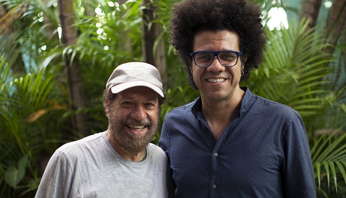 João Bosco e Hamilton de Holanda veem no samba um ponto de encontro de ideias musicais e rítmicas (Foto: Divulgação)