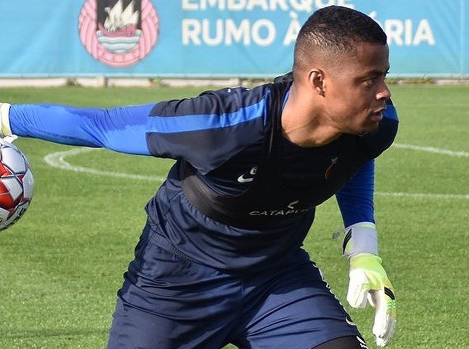 O goleiro Paulo Vítor, ex-Rio Branco, é um dos três capixabas do Rio Ave (Foto: Divulgação/Rio Ave)