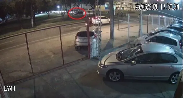 Imagem ilustrativa da imagem Ministério Público denuncia motorista que avançou sinal e matou motociclista
