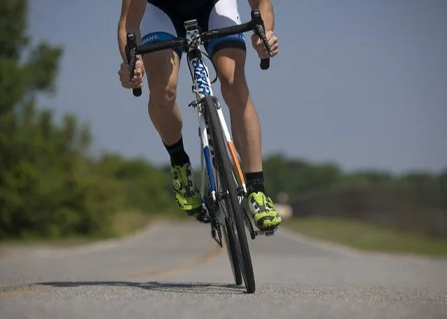 Imagem ilustrativa da imagem Interdição na Norte-Sul para treino de ciclistas a partir desta quinta-feira