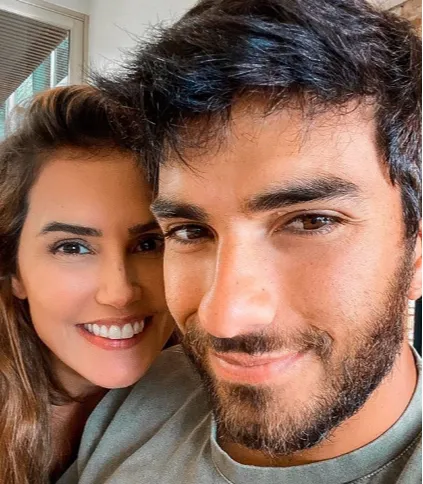 Imagem ilustrativa da imagem Deborah Secco diz que transava dez vezes por dia com marido antes de ter filha