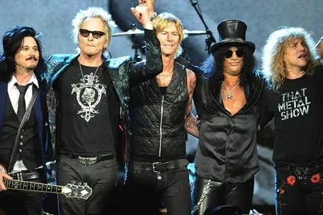 Imagem ilustrativa da imagem Axl Rose anuncia turnê norte-americana do Guns N' Roses para 2021. Serão 14 concertos
