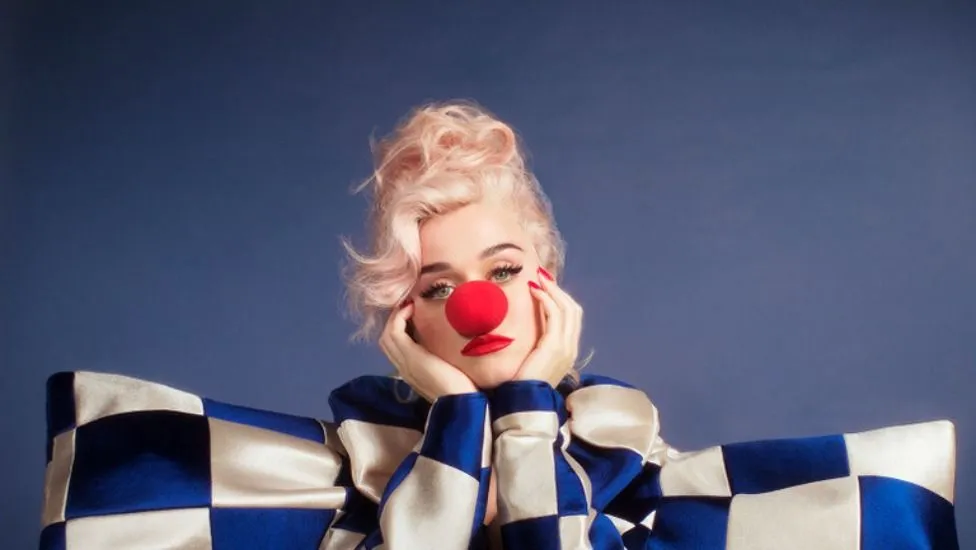 Imagem ilustrativa da imagem “Smile”, quinto álbum de estúdio de Katy Perry, tem lançamento adiado para 24-08