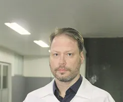 Imagem ilustrativa da imagem O saldo devastador de um ano de pandemia para a classe médica