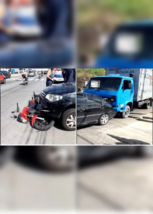 Imagem ilustrativa da imagem Acidente com três veículos deixa motociclista ferida na Lindenberg