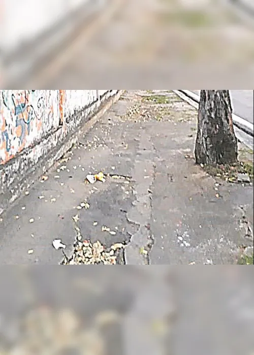 
          Imagem ilustrativa da imagem Calçada irregular
          