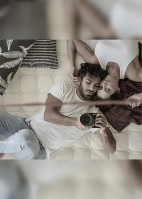 Imagem ilustrativa da imagem Deborah Secco diz que transava dez vezes por dia com marido antes de ter filha