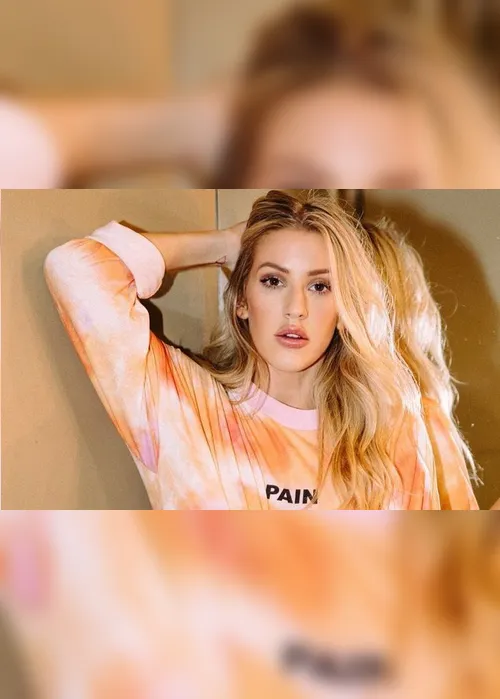 Imagem ilustrativa da imagem Ellie Goulding estreia no topo da parada britânica de álbuns com "Brightest Blue"