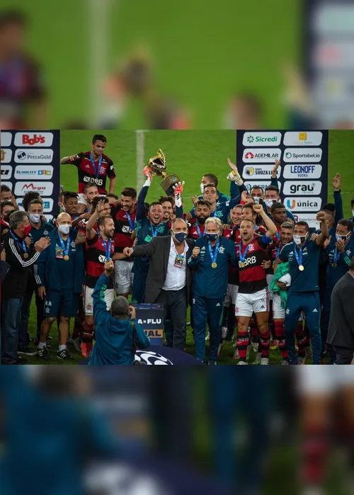Imagem ilustrativa da imagem Jorge Jesus evita falar sobre futuro e comemora título estadual com o Fla
